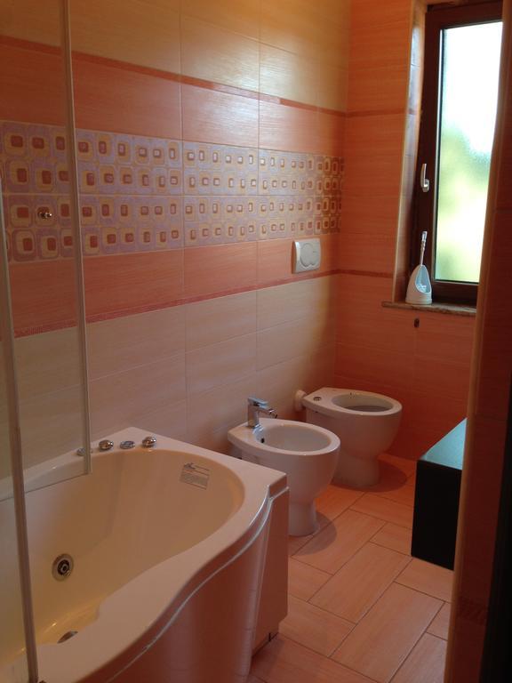 Colle La Guardia Hotel ซาบาอูเดีย ภายนอก รูปภาพ
